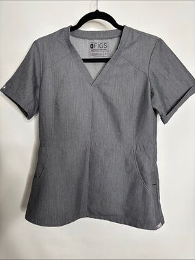 FIGS Technical Collection Flores Peplum Scrub Top Small